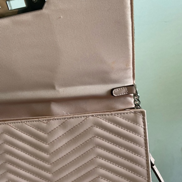 A New Day Crossbody Purse - Picture 5 of 11